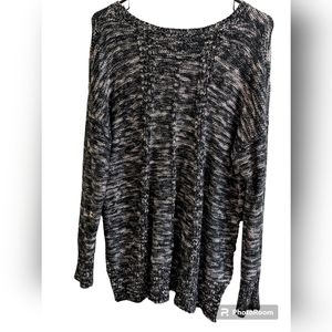 Knox Rose Black and White sweater